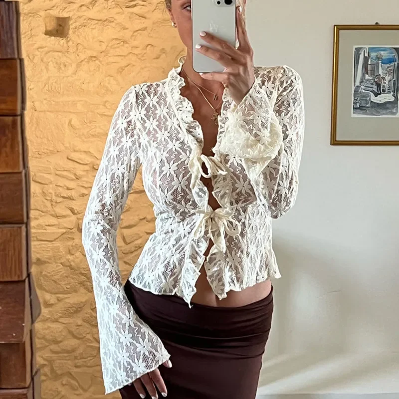 Women's Summer Lace Floral Tops Sexy Y2k See Through Flare Long Sleeve Tie Front Sheer Slim Crop Cardigan Clubwear
Women's Summer Lace Floral Tops Sexy Y2k See Through Flare Long Sleeve Tie Front Sheer Slim Crop Cardigan Clubwear