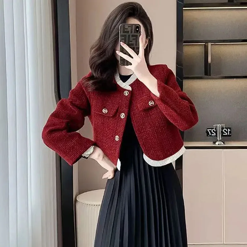 Women's New Small Fragrance Short Coat Women's Spring Autumn New Loose Joker Fashion Stitching Temperament Coat Round Neck Top
Women's New Small Fragrance Short Coat Women's Spring Autumn New Loose Joker Fashion Stitching Temperament Coat Round Neck Top