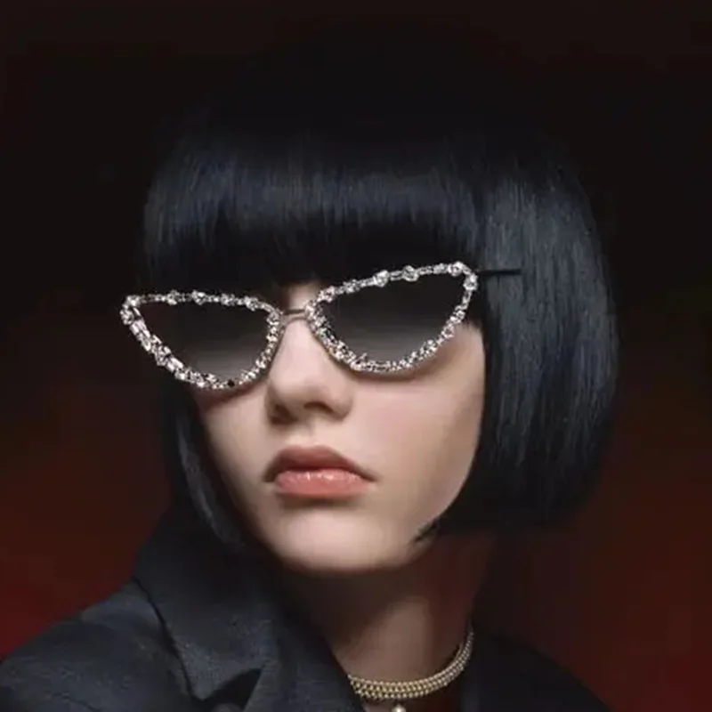 2023 New European and American Personalized Cat Eye Diamond Sunglasses for Women's New Y2K Millennium Spicy Girls Sunglasses
2023 New European and American Personalized Cat Eye Diamond Sunglasses for Women's New Y2K Millennium Spicy Girls Sunglasses