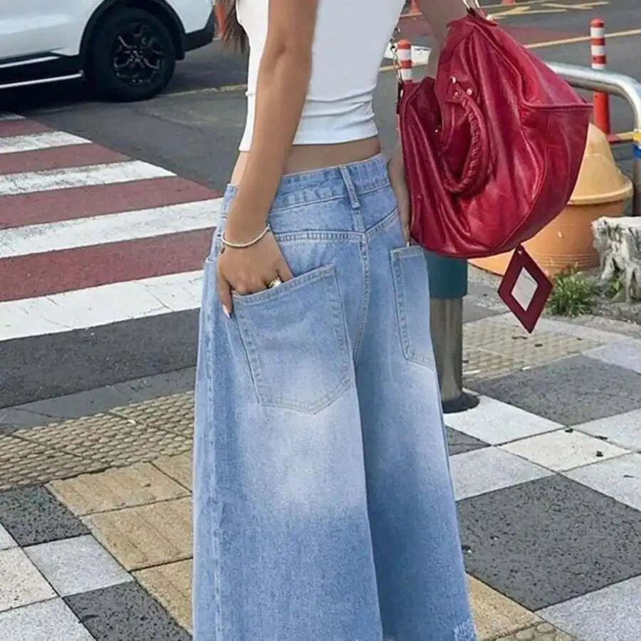 Casual Wide Leg Denim Pants With Pockets Light Blue Summer Style
Casual Wide Leg Denim Pants With Pockets Light Blue Summer Style