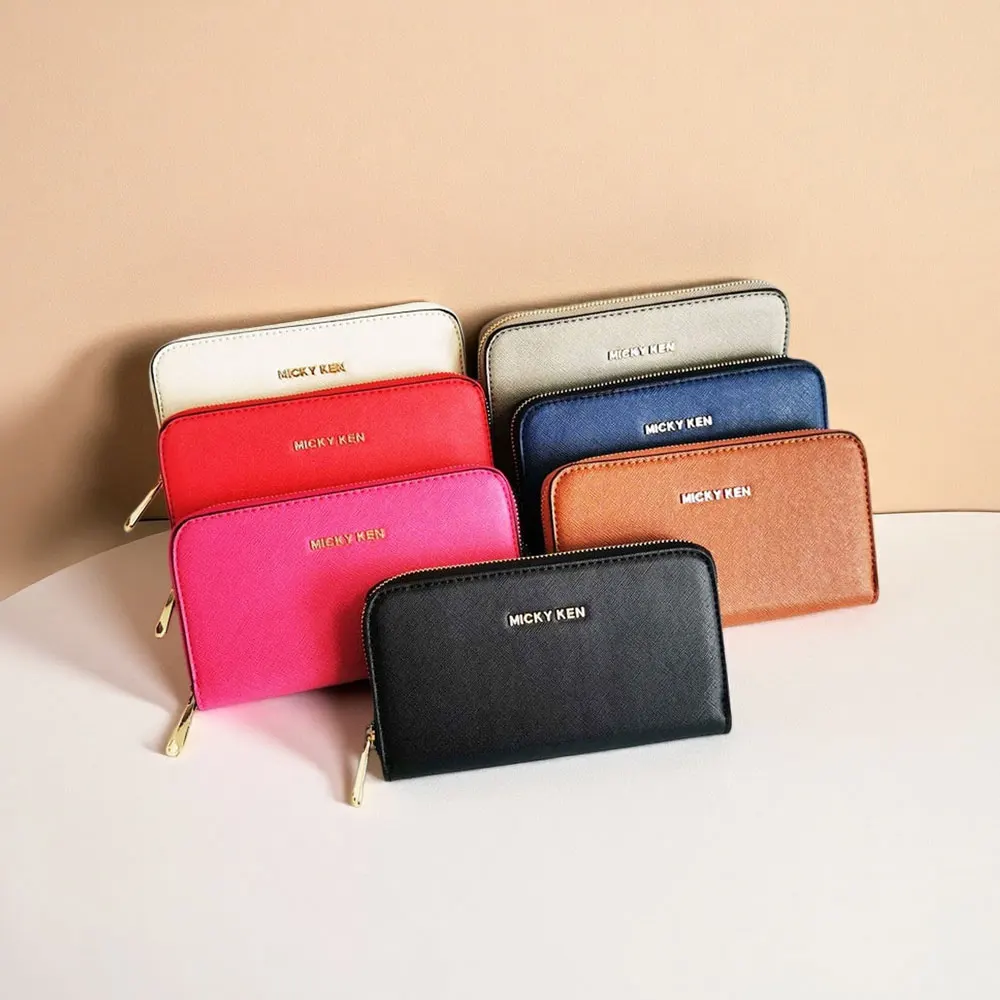 Европейский и американский модный стиль, новый женский кошелек-кошелек, кошелек-кошелек средней длины, ручная сумка для женщин
Европейский и американский модный стиль, новый женский кошелек-кошелек, кошелек-кошелек средней длины, ручная сумка для женщин