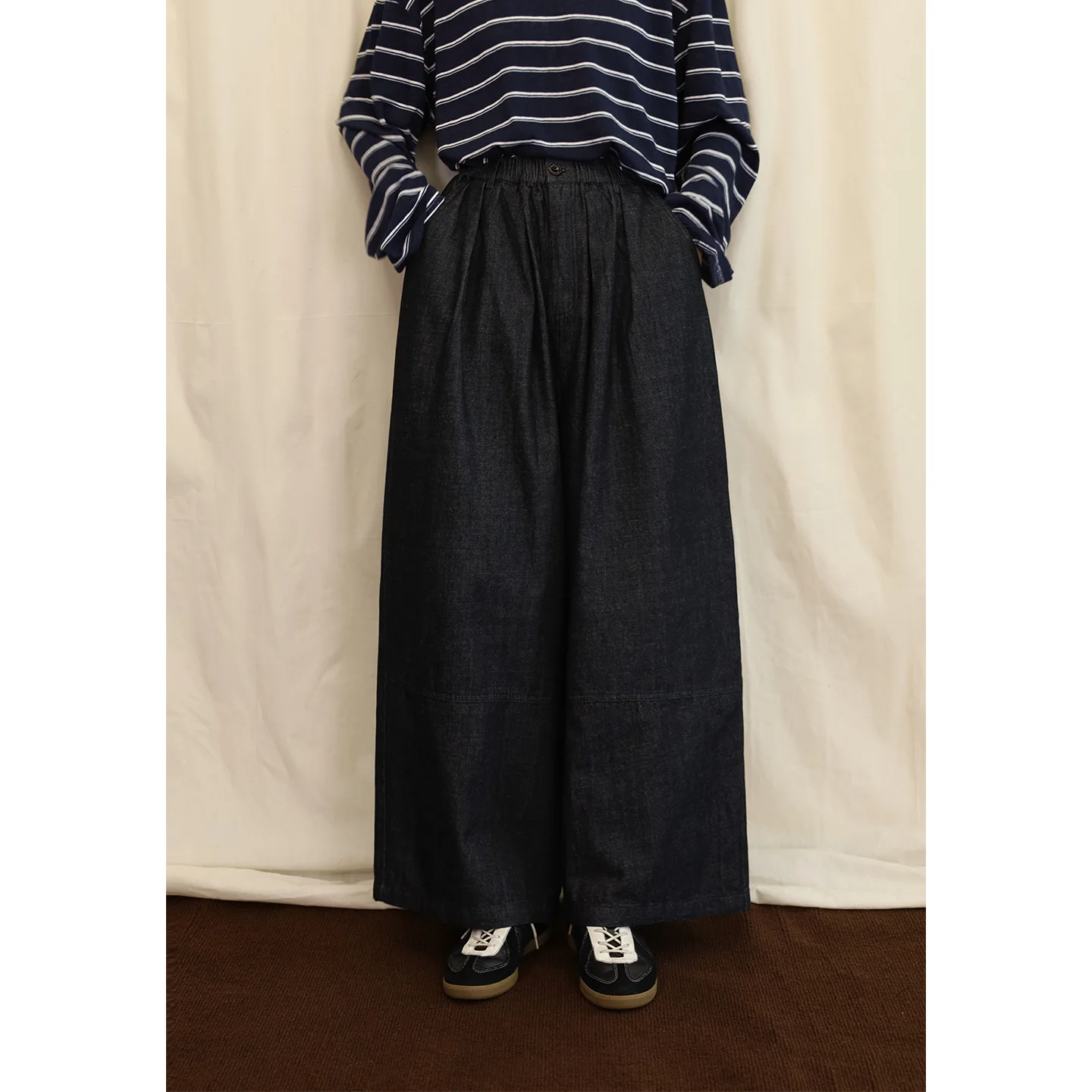 Повседневные джинсы из хлопка с высокой талией, на молнии, с карманами, свободного кроя, унисекс, весна-осень, для женщин
Повседневные джинсы из хлопка с высокой талией, на молнии, с карманами, свободного кроя, унисекс, весна-осень, для женщин