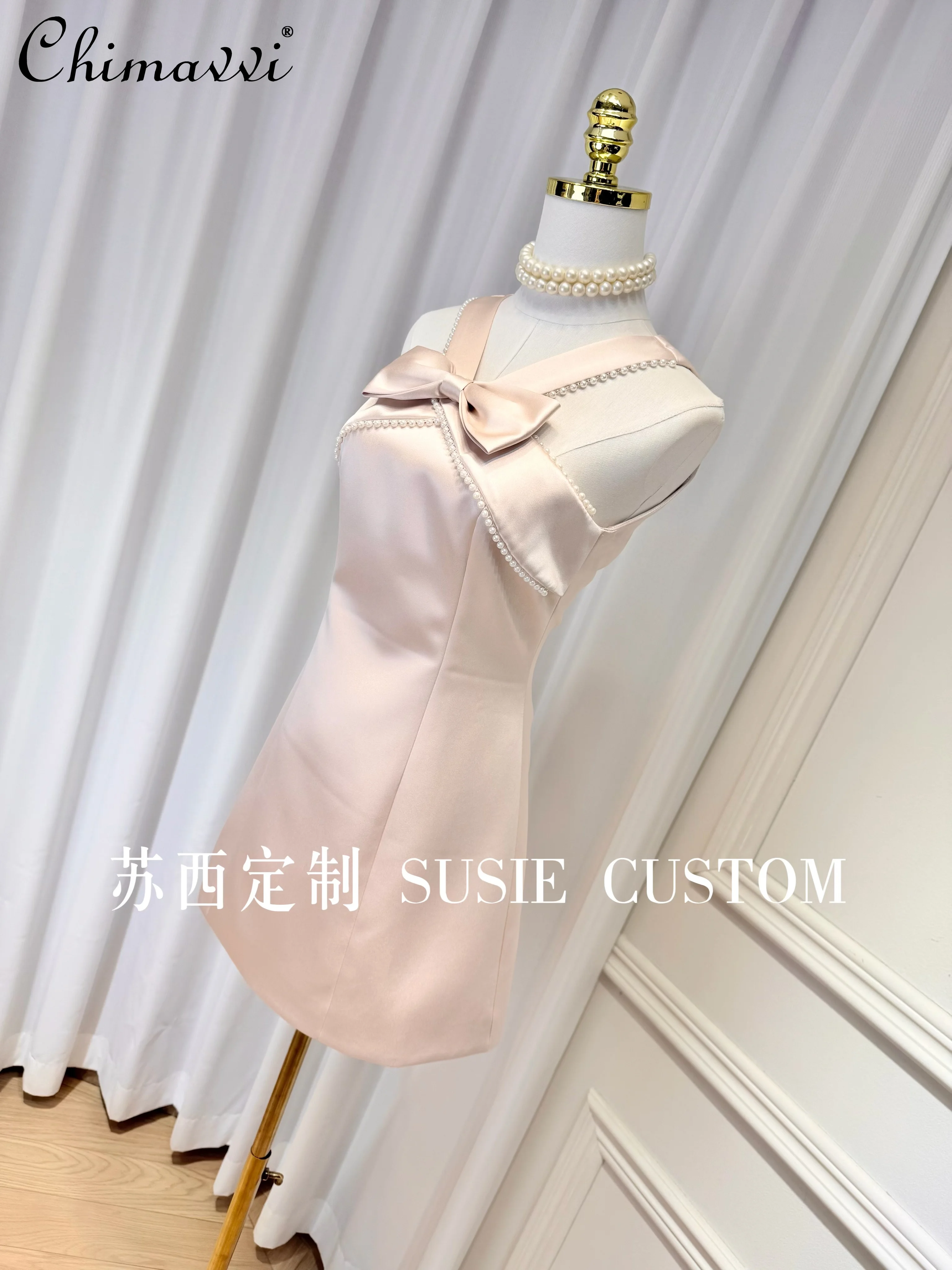 French Elegant High-end Princess Birthday Party Dresses Bow Pearl V-neck Sleeveless High Waist A-line Pink Evening Dress Women
French Elegant High-end Princess Birthday Party Dresses Bow Pearl V-neck Sleeveless High Waist A-line Pink Evening Dress Women
