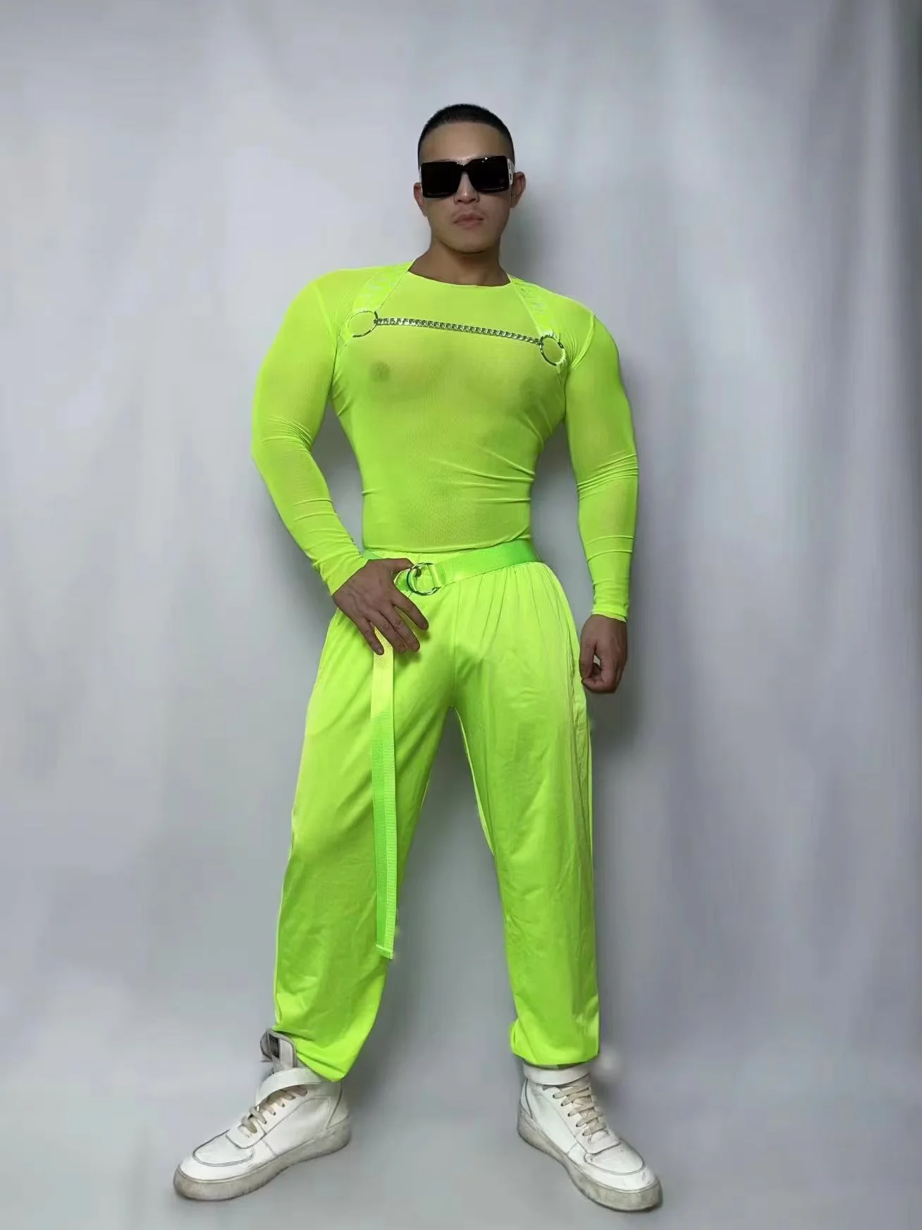 Men Sexy Fluorescent Green See Through Stage Outfits Nightclub Male Singer DJ Gogo Costumes Jazz Dance Team Show Wear
Men Sexy Fluorescent Green See Through Stage Outfits Nightclub Male Singer DJ Gogo Costumes Jazz Dance Team Show Wear