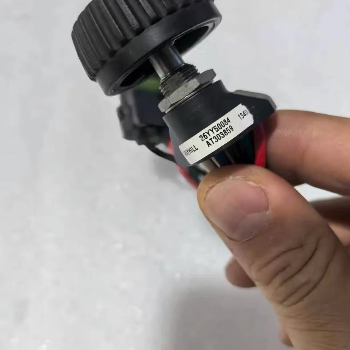 AT303859 26YY50084 Переключатель ручки дроссельной заслонки для экскаватора John Deere
AT303859 26YY50084 Переключатель ручки дроссельной заслонки для экскаватора John Deere