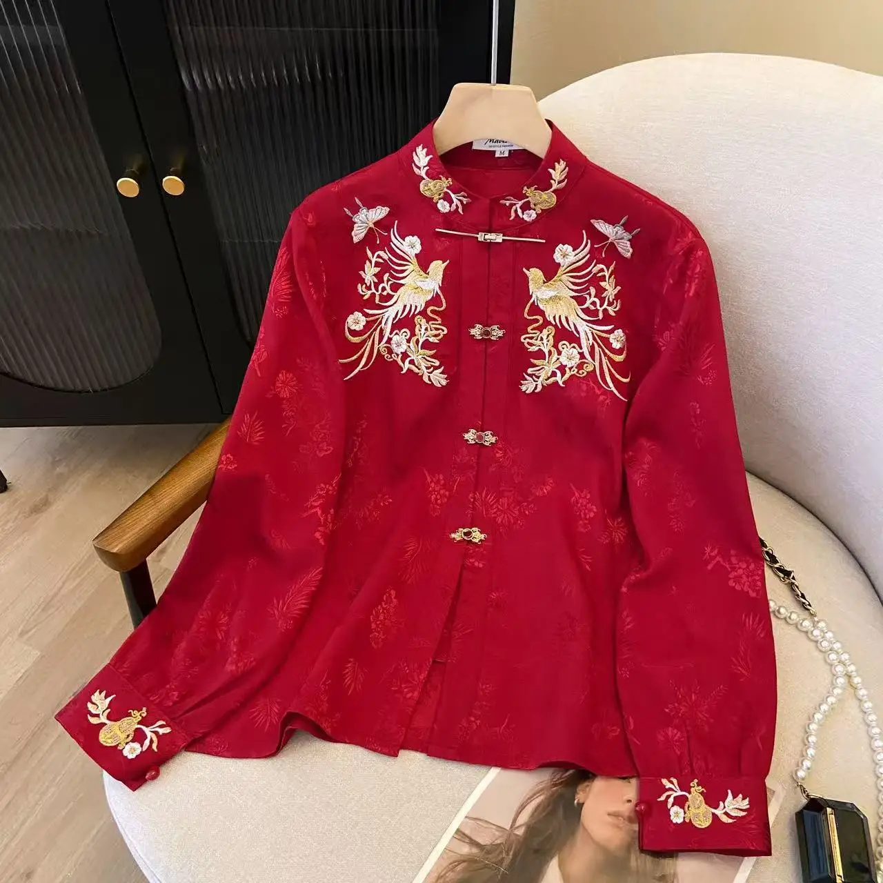 Chinese Style Wedding Red Tops Women's Traditional Phoenix Embriodered Blouse Vintage Hanfu Match Long Sleeved Shirt Bride
Chinese Style Wedding Red Tops Women's Traditional Phoenix Embriodered Blouse Vintage Hanfu Match Long Sleeved Shirt Bride