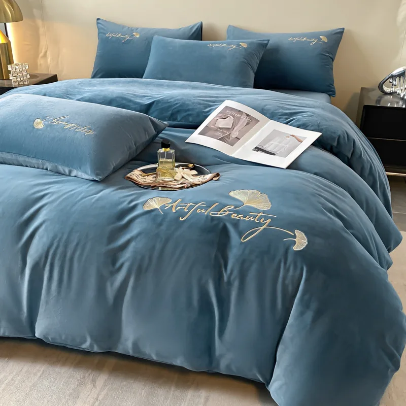 Winter Thickened Warm Double-sided Plush Bed Linens Set Home Textile Duvet Cover Sheet Pillowcase 4pcs Luxury King Bedding Set
Winter Thickened Warm Double-sided Plush Bed Linens Set Home Textile Duvet Cover Sheet Pillowcase 4pcs Luxury King Bedding Set