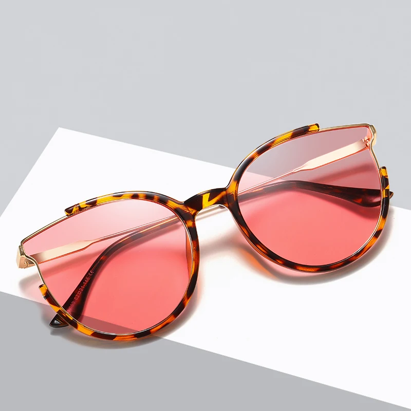 Women's Butterfly Sunglasses Fashionable Girls Beautiful Cute Sun Glasses Unique Style Elegant Gafas De Sol UV400 With Box
Women's Butterfly Sunglasses Fashionable Girls Beautiful Cute Sun Glasses Unique Style Elegant Gafas De Sol UV400 With Box