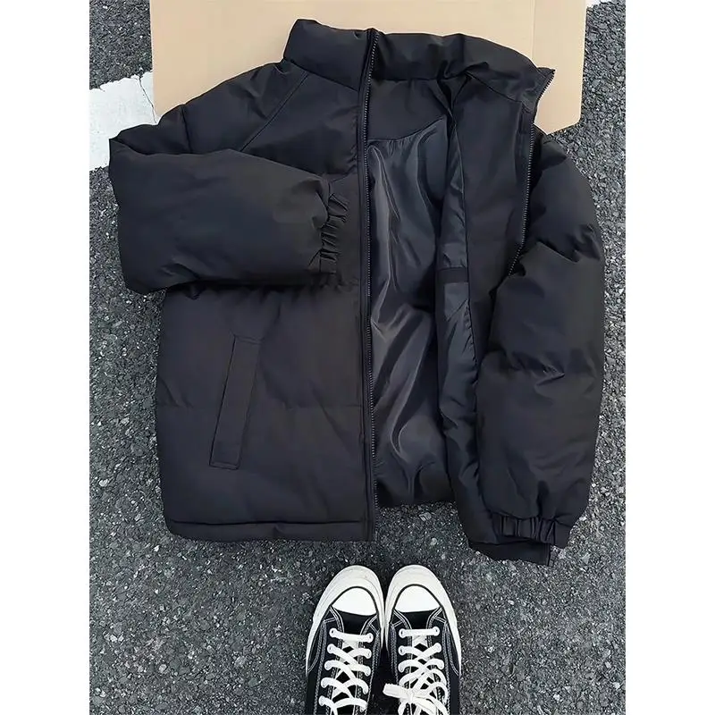 Black Short Thickened Stand Collar down Jacket Men's Winter Coat Warm Bread Style Cotton Clothes Jianshui Brand Youth Fashion
Black Short Thickened Stand Collar down Jacket Men's Winter Coat Warm Bread Style Cotton Clothes Jianshui Brand Youth Fashion