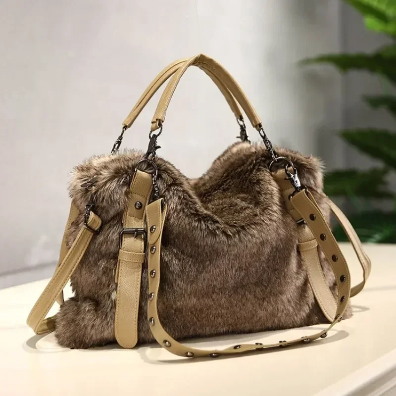 New Autumn and Winter Furry Versatile Handbag Fashion Single Shoulder Crossbody Bag for Women 2023
New Autumn and Winter Furry Versatile Handbag Fashion Single Shoulder Crossbody Bag for Women 2023