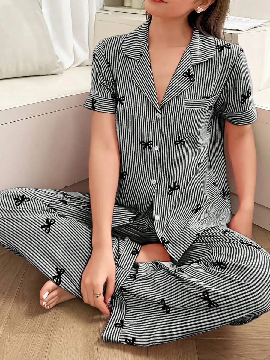 Striped Bow Print Lapel Short Sleeve Pajama Set For Women Summer Lounge Wear
Striped Bow Print Lapel Short Sleeve Pajama Set For Women Summer Lounge Wear