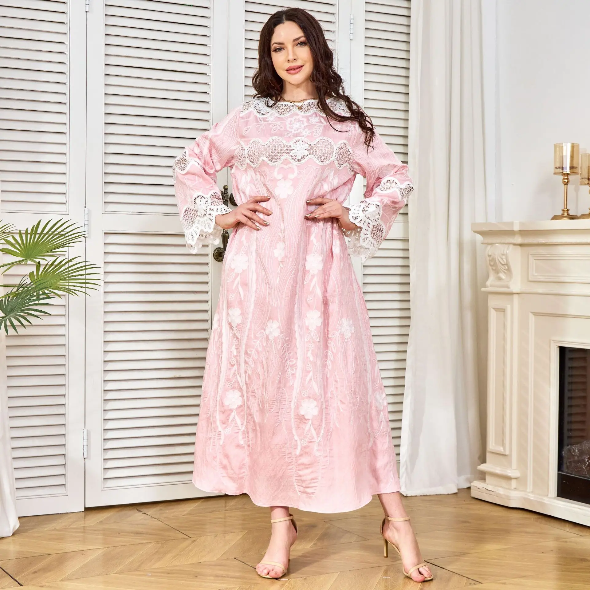 Clothing Factory New Model Arabic Dress Elegant Embroidered Pink Long Dress Party Evening Dress Women's Clothing Islam Elegant
Clothing Factory New Model Arabic Dress Elegant Embroidered Pink Long Dress Party Evening Dress Women's Clothing Islam Elegant