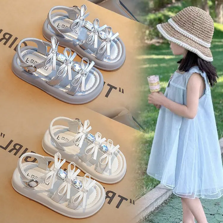 Summer Kids Fashion Hollow-out Roman Sandals Student Water Diamond Bow Sandals Sweet Bowknot Comfortable Elegant Girls Shoes
Summer Kids Fashion Hollow-out Roman Sandals Student Water Diamond Bow Sandals Sweet Bowknot Comfortable Elegant Girls Shoes