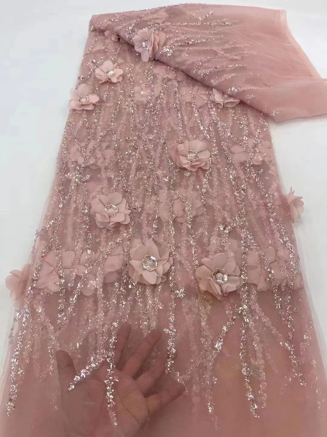 3D Lace Sequence African Lace Fabric Embroiderd Nigerian Lace Fabric 2024 High Quality Laces Groom Tulle French Lace
3D Lace Sequence African Lace Fabric Embroiderd Nigerian Lace Fabric 2024 High Quality Laces Groom Tulle French Lace