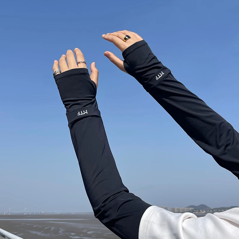 Sun protection ice sleeves for men and women, summer hand sleeves, ice silk arm guards, breathable sun protection sleeves
Sun protection ice sleeves for men and women, summer hand sleeves, ice silk arm guards, breathable sun protection sleeves