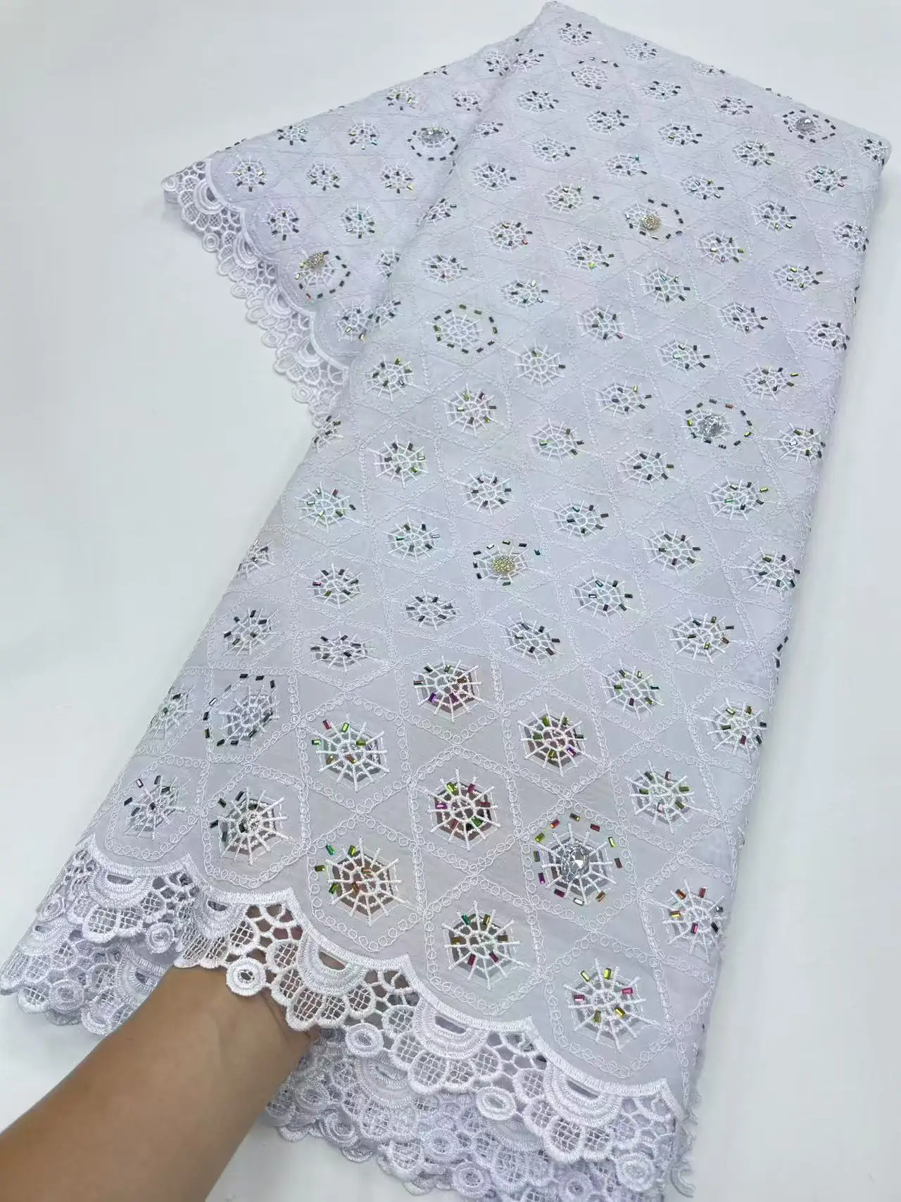 Luxury Nigerian Tulle Lace Fabric with Sequins Guipure for Wedding Dress Embroidery High-Quality Chiffon Sewing Materials for Pa
Luxury Nigerian Tulle Lace Fabric with Sequins Guipure for Wedding Dress Embroidery High-Quality Chiffon Sewing Materials for Pa