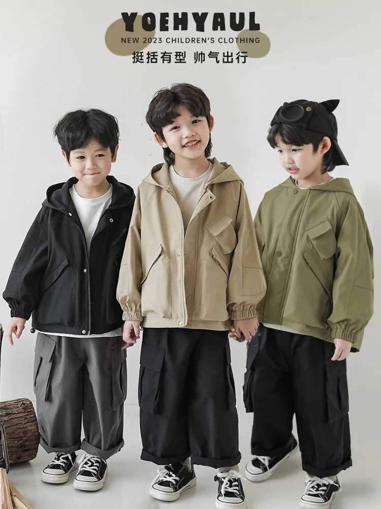 Children's Hooded Windproof Jacket New Autumn 2023 Boys' Casual Solid Color Loose Coat Trend
Children's Hooded Windproof Jacket New Autumn 2023 Boys' Casual Solid Color Loose Coat Trend