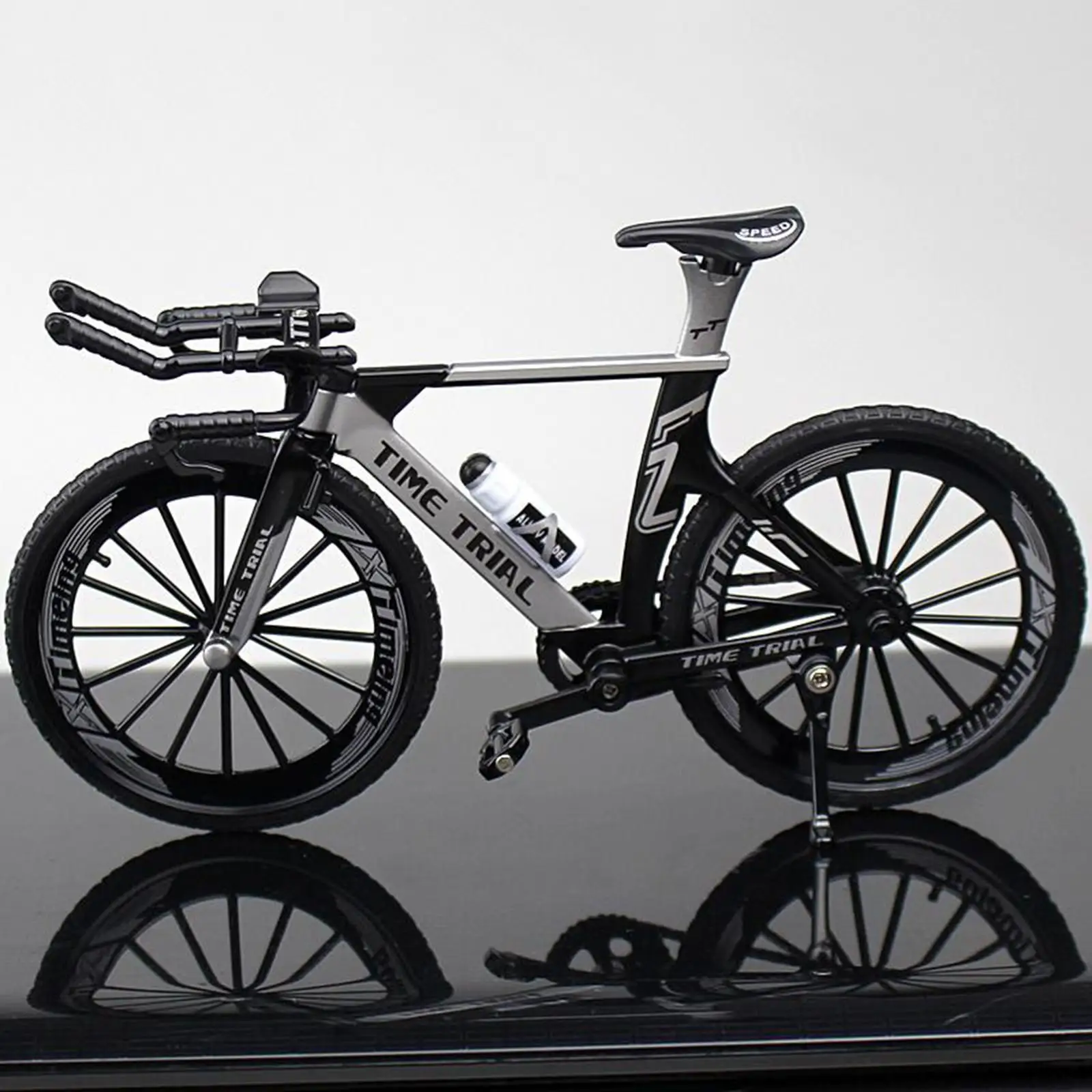 1: 10 Miniature Finger Mountain Riding Bike Model Toy Bike Vehicles Model
1: 10 Miniature Finger Mountain Riding Bike Model Toy Bike Vehicles Model