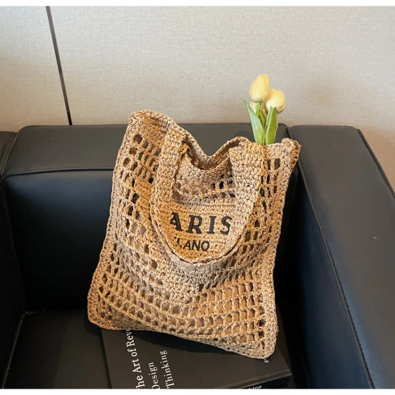 Designer Women'S Fashionable Hollow Woven Handbag Large Capacity Casual Tote Bag Summer Hollow Woven Women'S Shoulder Bag
Designer Women'S Fashionable Hollow Woven Handbag Large Capacity Casual Tote Bag Summer Hollow Woven Women'S Shoulder Bag