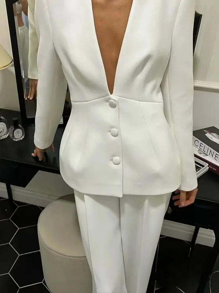 KONDALA винтажный шикарный офисный женский однотонный женский костюм, однобортный пиджак, прямые свободные брюки, модные комплекты осень-зима 2025 г.
KONDALA винтажный шикарный офисный женский однотонный женский костюм, однобортный пиджак, прямые свободные брюки, модные комплекты осень-зима 2025 г.