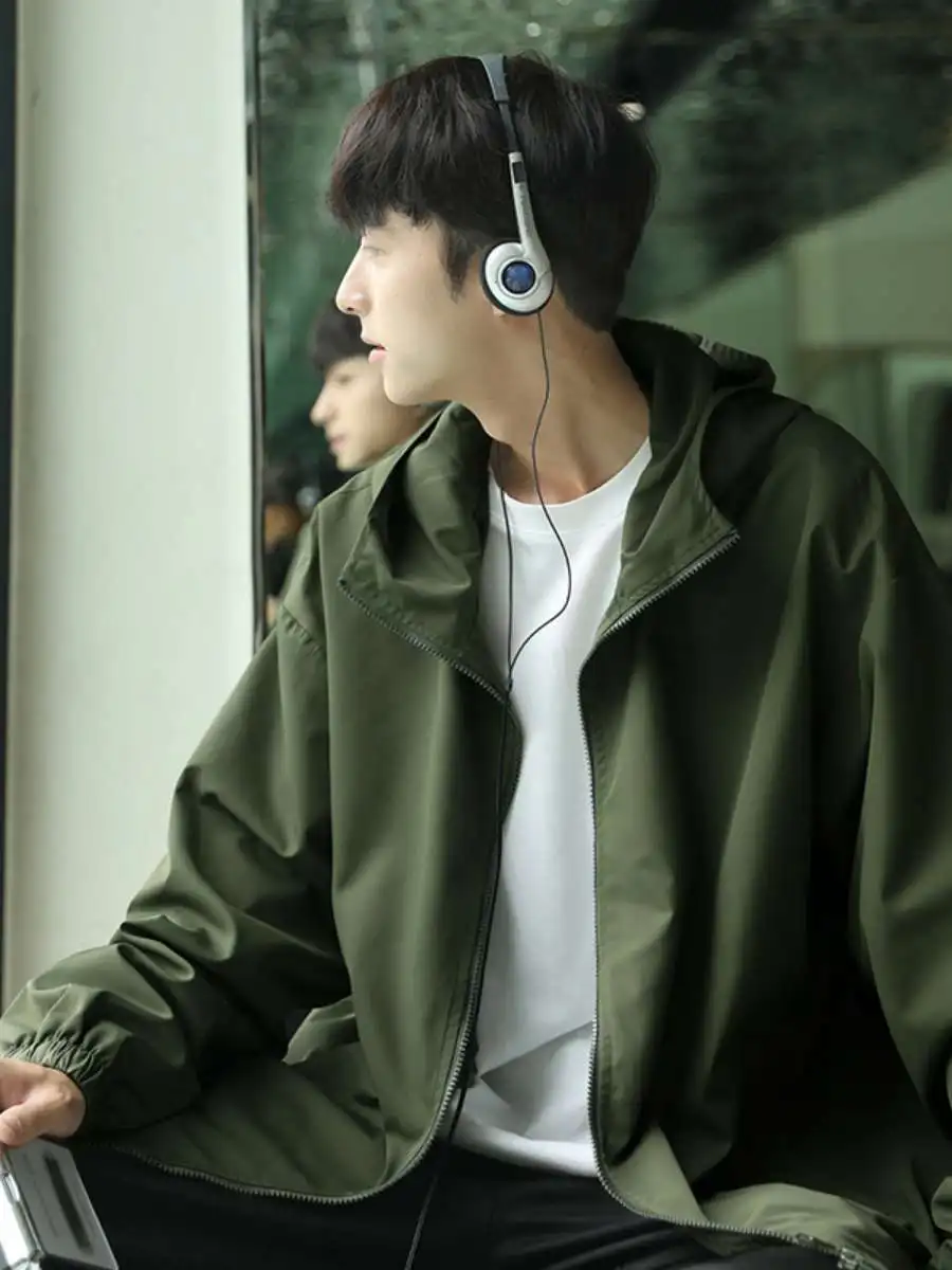 Мужская повседневная куртка с капюшоном, осенняя верхняя одежда, водонепроницаемая, свободного кроя, весенне-осенняя, модная мужская одежда, большие размеры
Мужская повседневная куртка с капюшоном, осенняя верхняя одежда, водонепроницаемая, свободного кроя, весенне-осенняя, модная мужская одежда, большие размеры