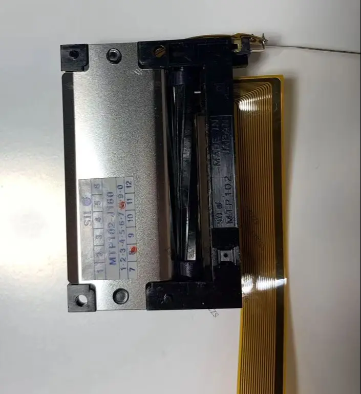 accessories movement new original MTP102 Brand new original MTP102-J160 thermal print head MTP102-J160 thermal printer
accessories movement new original MTP102 Brand new original MTP102-J160 thermal print head MTP102-J160 thermal printer