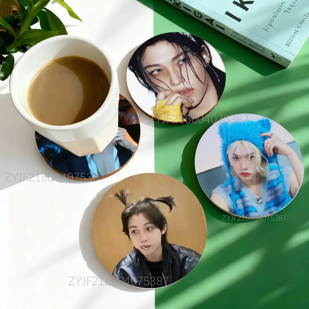 Kpop SKZ F-Felix Pattern Art Coasters Round Wooden Heat Resistant Non-Slip Home Decor Gift Multifunctional
Kpop SKZ F-Felix Pattern Art Coasters Round Wooden Heat Resistant Non-Slip Home Decor Gift Multifunctional