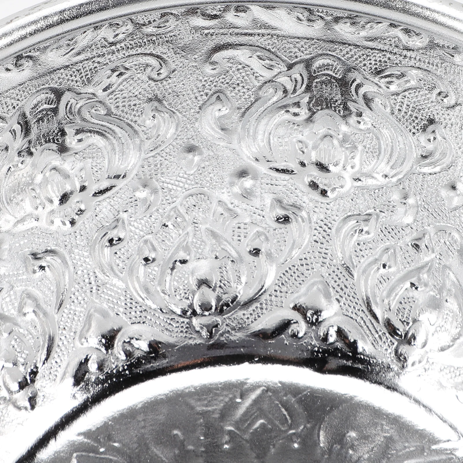 Metal Salad Thick Bottom Food Serving Mixing Household Metal Bowl Kitchen Decorative Fruits Container
Metal Salad Thick Bottom Food Serving Mixing Household Metal Bowl Kitchen Decorative Fruits Container