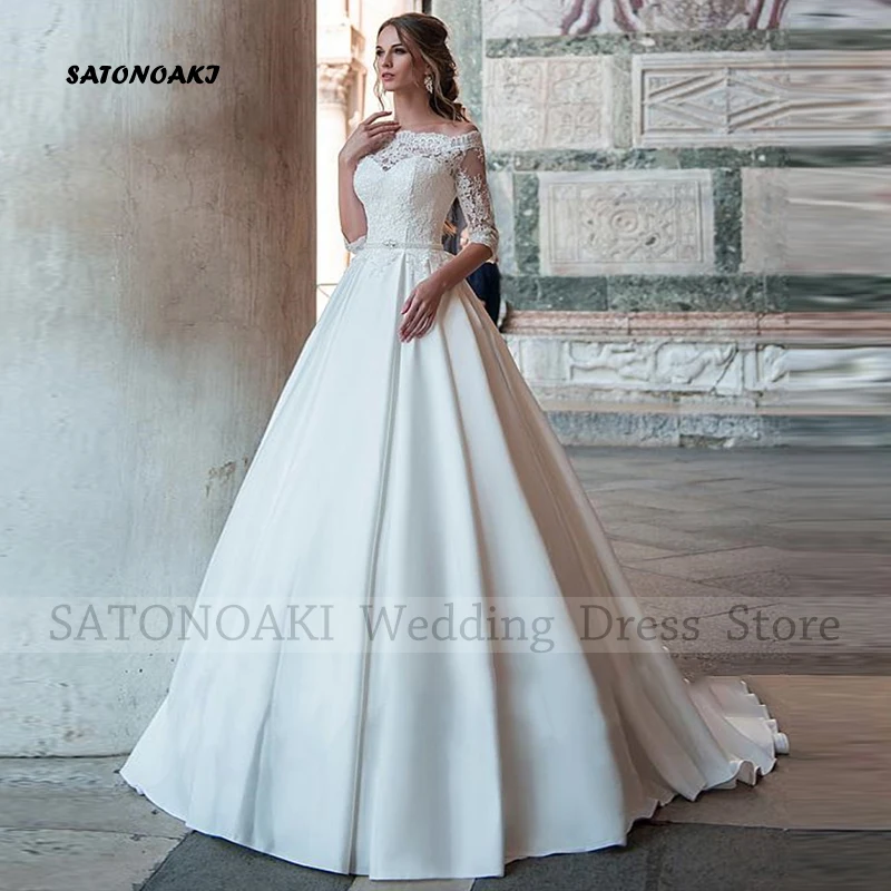 Elegant Off the Shoulder Lace Satin Wedding Dress for Women A-Line Sweep Train Backless Bride Gown Vestidos De Novia Custom Made
Elegant Off the Shoulder Lace Satin Wedding Dress for Women A-Line Sweep Train Backless Bride Gown Vestidos De Novia Custom Made