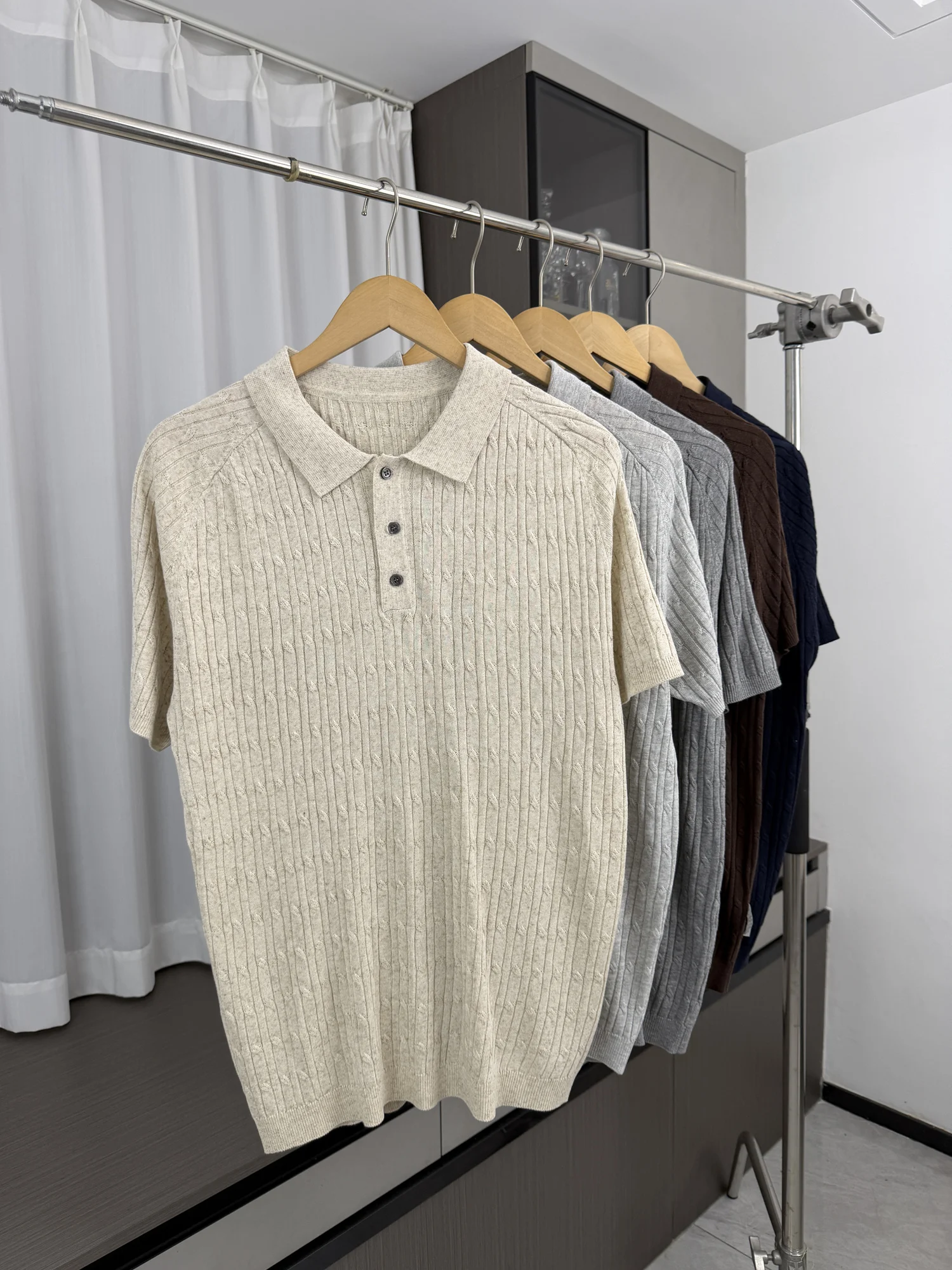 Smooth Breathable Men's Summer Lightweight Business Comfortable Collared Knitted Short Sleeve Shirt Fashionable Casual S...
Smooth Breathable Men's Summer Lightweight Business Comfortable Collared Knitted Short Sleeve Shirt Fashionable Casual S...