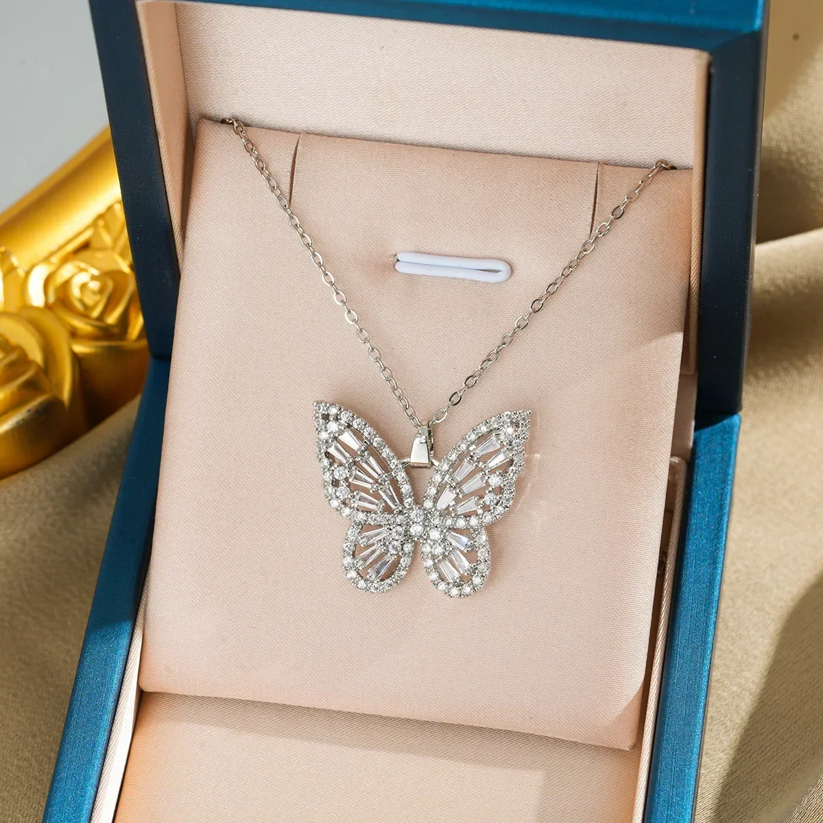 New product launch in 2025: Light luxury zirconium butterfly titanium steel women's necklace, fashionable and versatile
New product launch in 2025: Light luxury zirconium butterfly titanium steel women's necklace, fashionable and versatile