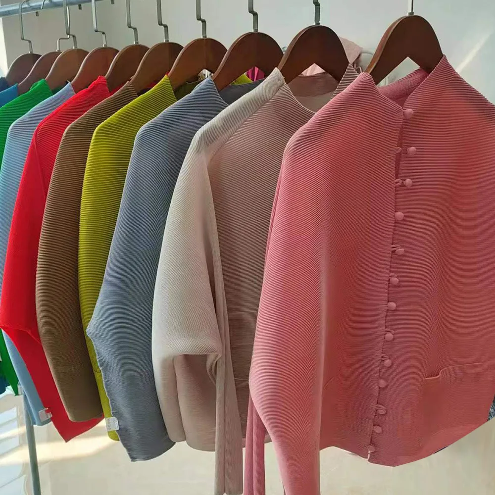 ALSEY Miyake Pleated Korean Style Casual Simple Shirt Women's Tops Fall New Bat Sleeve Casual Loose Plus Size Short Jacket
ALSEY Miyake Pleated Korean Style Casual Simple Shirt Women's Tops Fall New Bat Sleeve Casual Loose Plus Size Short Jacket
