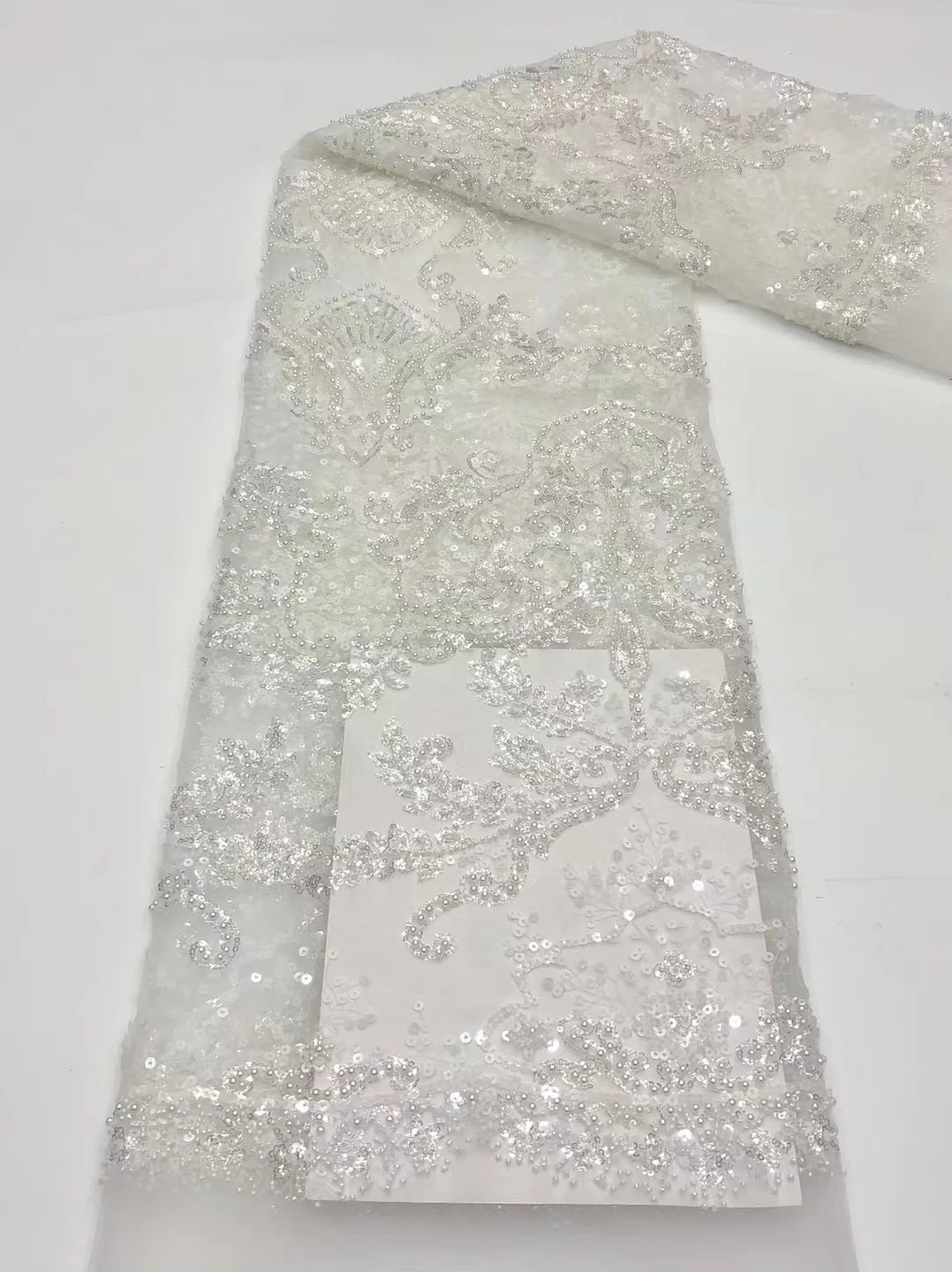 African Sequins Beaded Lace Fabric 2023 5 Yards High Quality French Nigerian Lace Fabric for Sewing Dress Wedding PartyXB5636
African Sequins Beaded Lace Fabric 2023 5 Yards High Quality French Nigerian Lace Fabric for Sewing Dress Wedding PartyXB5636
