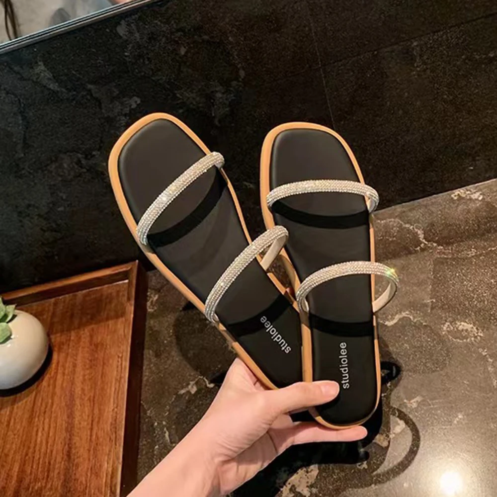 In 2025, New Summer Fashion Sandals For Women Will Be Iaunched, Including Soft-Soled Flat Shoes And Crystal Trendy Shoes
In 2025, New Summer Fashion Sandals For Women Will Be Iaunched, Including Soft-Soled Flat Shoes And Crystal Trendy Shoes