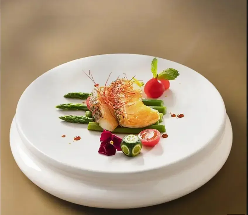 Modern Creative Ceramic Dining Plate Restaurant Main Dish Salad Plate Food Decoration Dessert Plate Party Dinner Steak Plate
Modern Creative Ceramic Dining Plate Restaurant Main Dish Salad Plate Food Decoration Dessert Plate Party Dinner Steak Plate