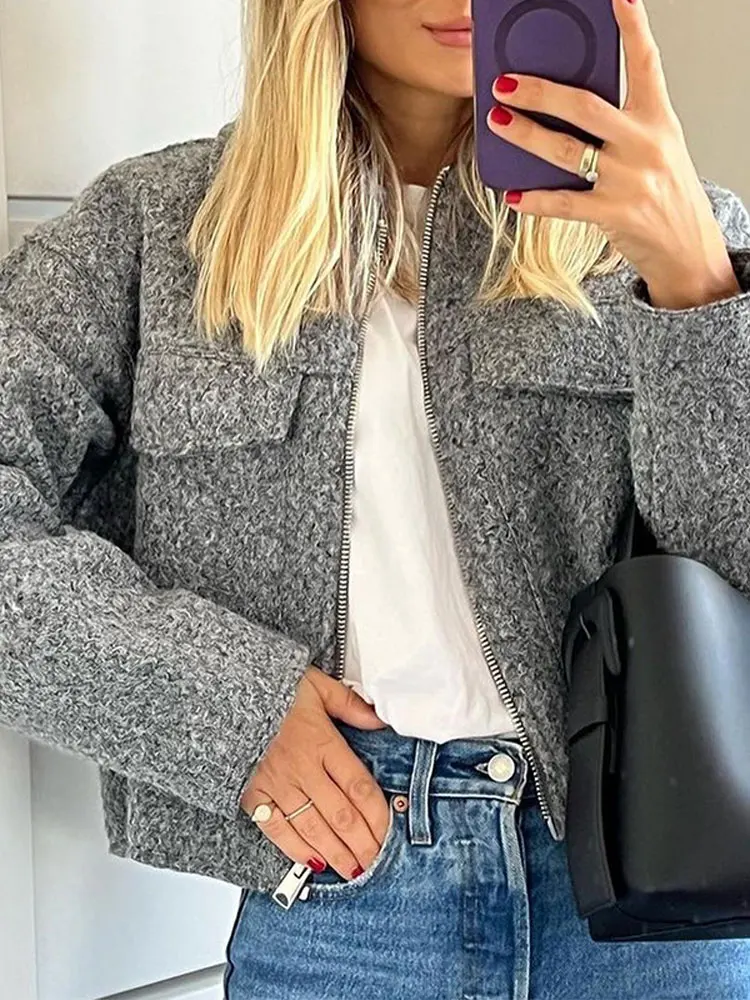Women Fashion Solid Pearl Leather Short Jacket Casual Lapel Long Sleeves Mini Coat 2024 New Autumn Lady Commuting Outerwear
Women Fashion Solid Pearl Leather Short Jacket Casual Lapel Long Sleeves Mini Coat 2024 New Autumn Lady Commuting Outerwear