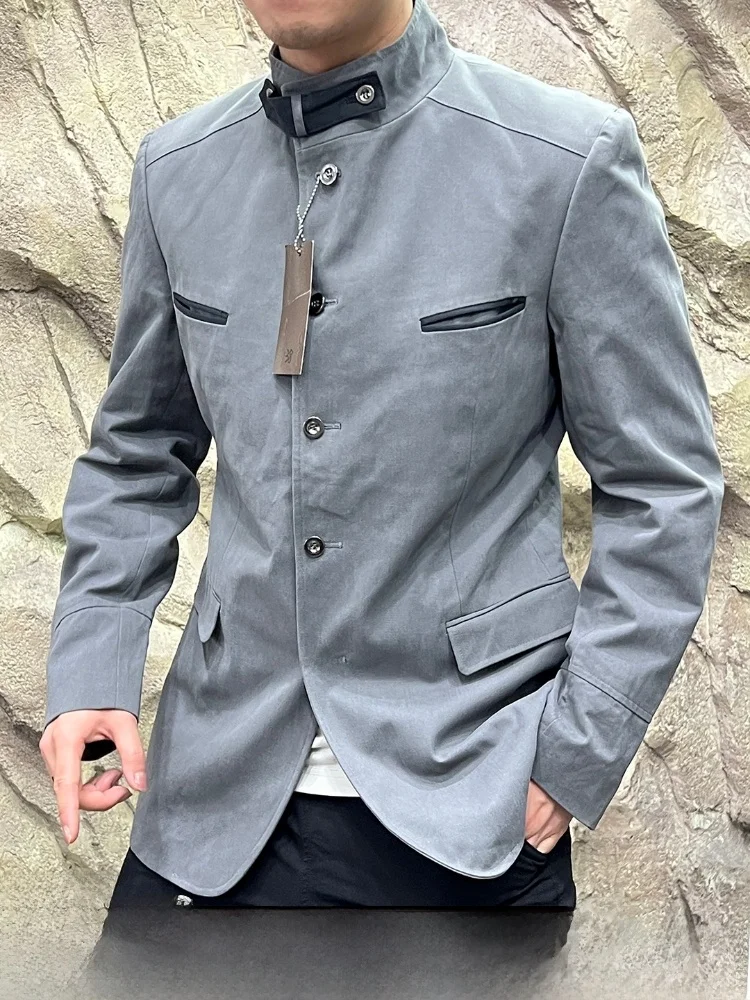 High Quality Men's American Style Stand Collar Suit Jacket Business Casual Breathable Polyester Fiber Long Sleeve Zipper Closure
High Quality Men's American Style Stand Collar Suit Jacket Business Casual Breathable Polyester Fiber Long Sleeve Zipper Closure