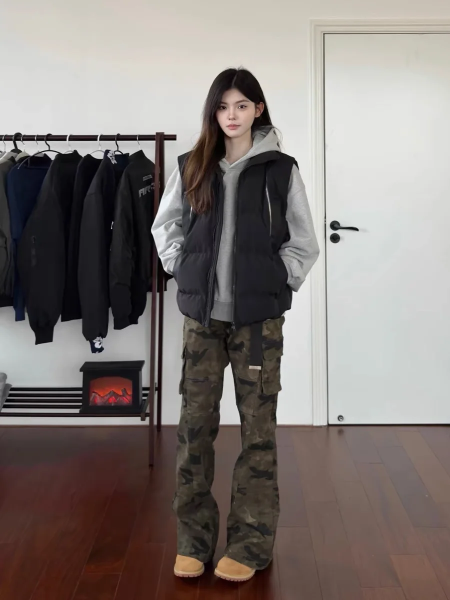 American Streetwear Deconstructed Patchwork Svel Zipper Vest ex Thiened Warm Top Youth Faion Casual Camouflage
American Streetwear Deconstructed Patchwork Svel Zipper Vest ex Thiened Warm Top Youth Faion Casual Camouflage