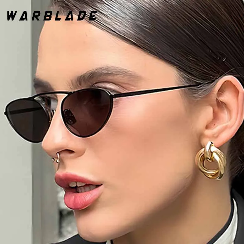 Punk Luxury Metal Small Frame Cat Eye Women's Sunglasses Designer Brand Men Sunglass Outdoor Drive Trending Eyewear Lentes UV400
Punk Luxury Metal Small Frame Cat Eye Women's Sunglasses Designer Brand Men Sunglass Outdoor Drive Trending Eyewear Lentes UV400