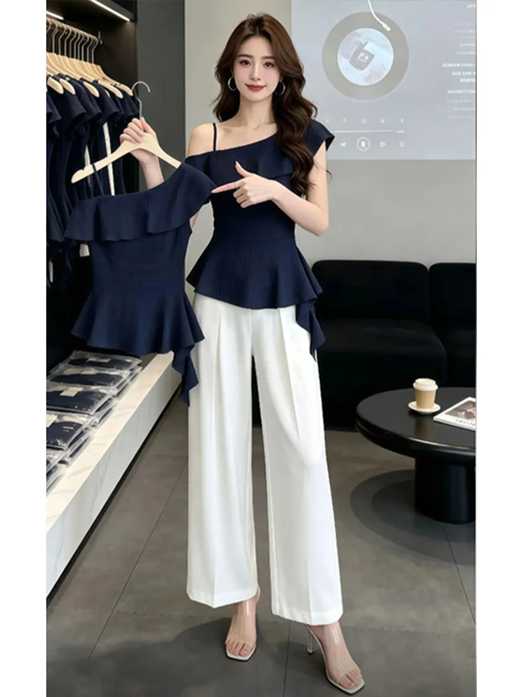Unique Pure Desire Style Beautiful One-Shoulder Shirt Women's Summer Design Sensation Lace Trim Oblique Collar Shoulder Bared...
Unique Pure Desire Style Beautiful One-Shoulder Shirt Women's Summer Design Sensation Lace Trim Oblique Collar Shoulder Bared...