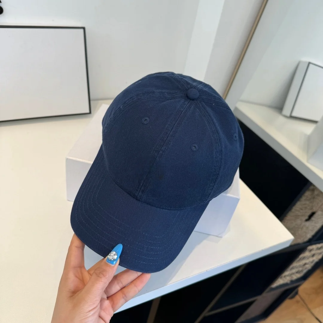Brand Discount Baseball Caps Men's and Women's Outdoor Sports Hiking Caps Sun Protection Hats Retro and Versatile Holiday Gifts
Brand Discount Baseball Caps Men's and Women's Outdoor Sports Hiking Caps Sun Protection Hats Retro and Versatile Holiday Gifts