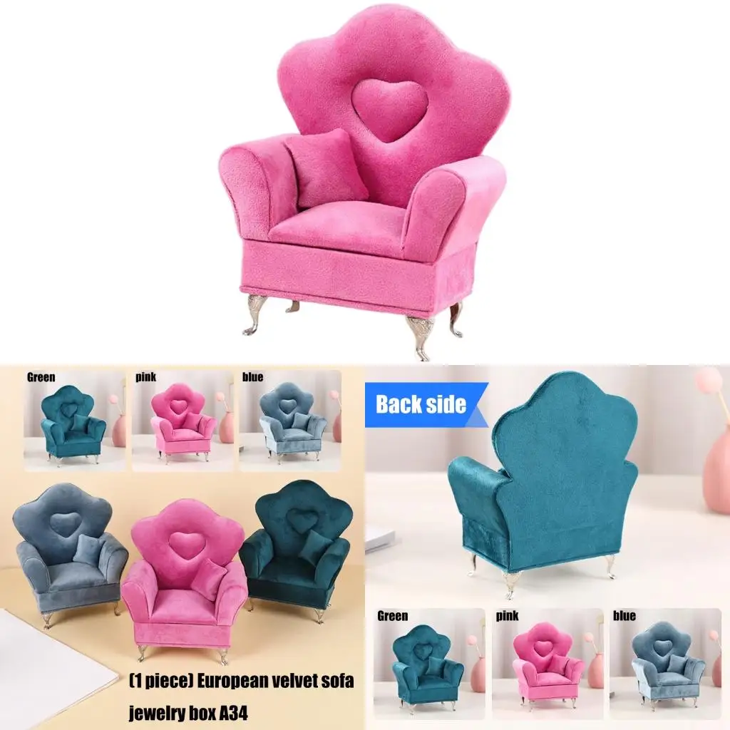 Дизайн пространства элегантный колец держатель бархата текстура для ювелирных изделий показывает
Дизайн пространства элегантный колец держатель бархата текстура для ювелирных изделий показывает