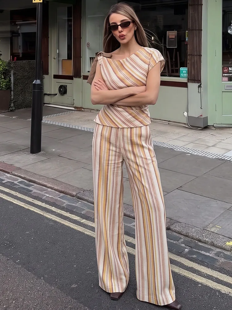 HH Women Summer Striped Two Piece Outfit One Shoulder Top Wide Leg Pants For Holiday Gathering Beach Vacation Party Casual Wear
HH Women Summer Striped Two Piece Outfit One Shoulder Top Wide Leg Pants For Holiday Gathering Beach Vacation Party Casual Wear