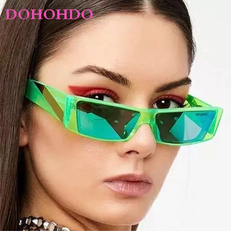 Trend Retro Small Square Metal Sunglasses Women Men Fashion Classic Brand Designer Glasses Female Summer Traveling Shades UV400
Trend Retro Small Square Metal Sunglasses Women Men Fashion Classic Brand Designer Glasses Female Summer Traveling Shades UV400