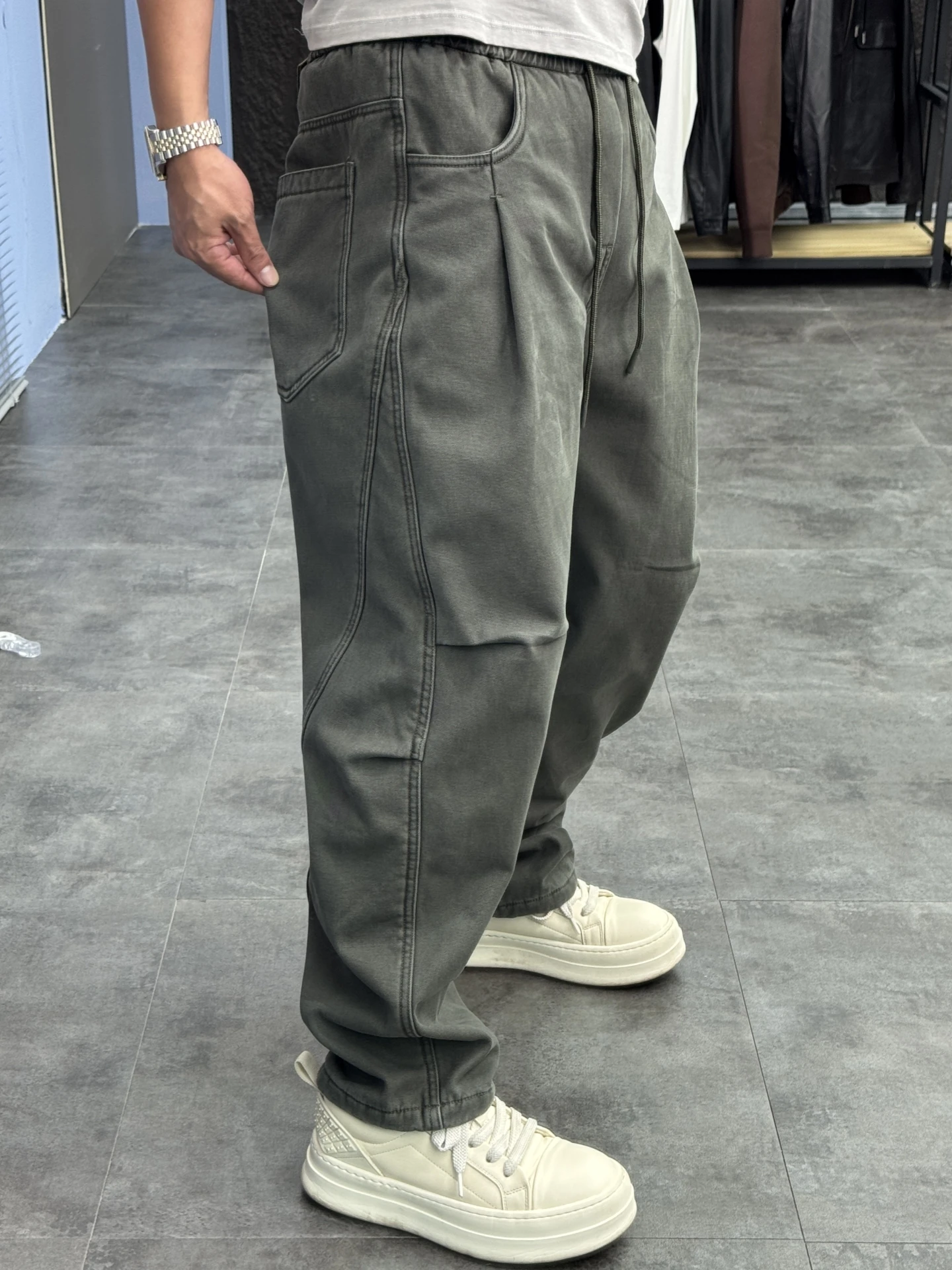 Svip American Sle Fce Lined Thiened Casual Pants Men's Warm Work Trousers Windproof Winter Straight Leg Loose Fit
Svip American Sle Fce Lined Thiened Casual Pants Men's Warm Work Trousers Windproof Winter Straight Leg Loose Fit