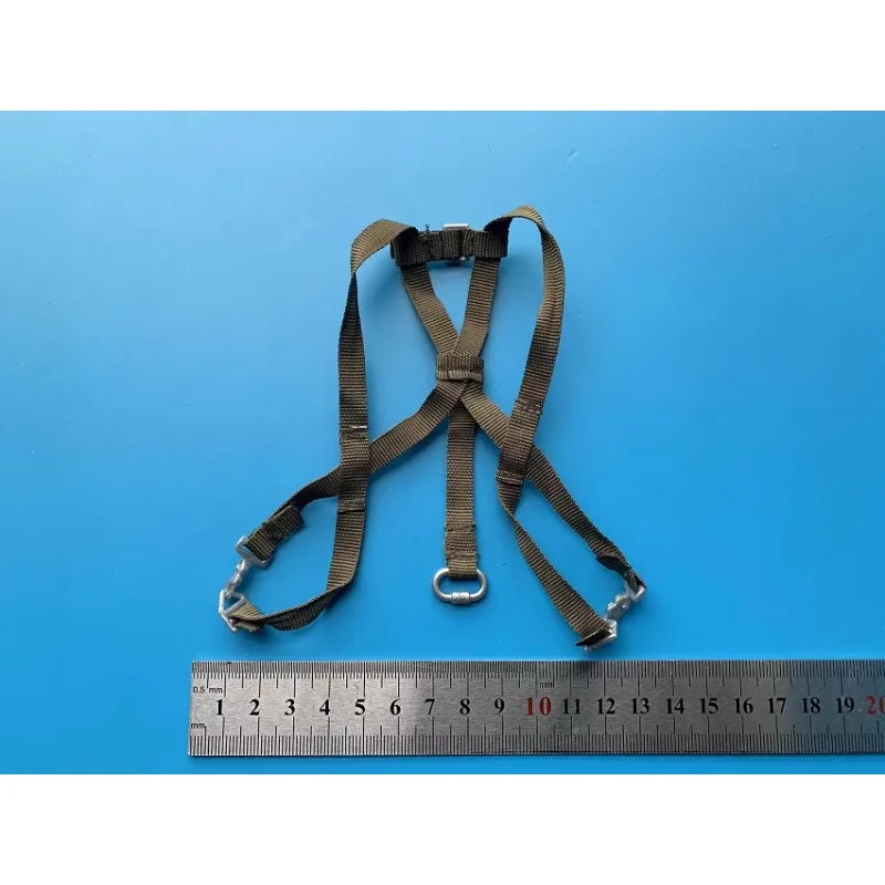 1/6 Scale Pilot Training Rapid Descent Belt Chest Hanging Soldier Clothes Model for 12inch Action Figures Scene Component
1/6 Scale Pilot Training Rapid Descent Belt Chest Hanging Soldier Clothes Model for 12inch Action Figures Scene Component