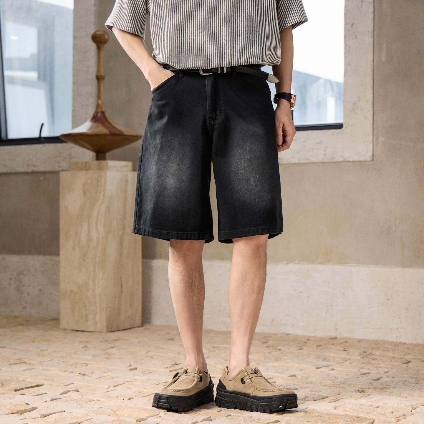 Men Clanfit Fashion Vintage Washed Cotton Denim Loose Casual Wide Leg Shorts Jeans Man Streetwear Straight Short Jeans Pants
Men Clanfit Fashion Vintage Washed Cotton Denim Loose Casual Wide Leg Shorts Jeans Man Streetwear Straight Short Jeans Pants