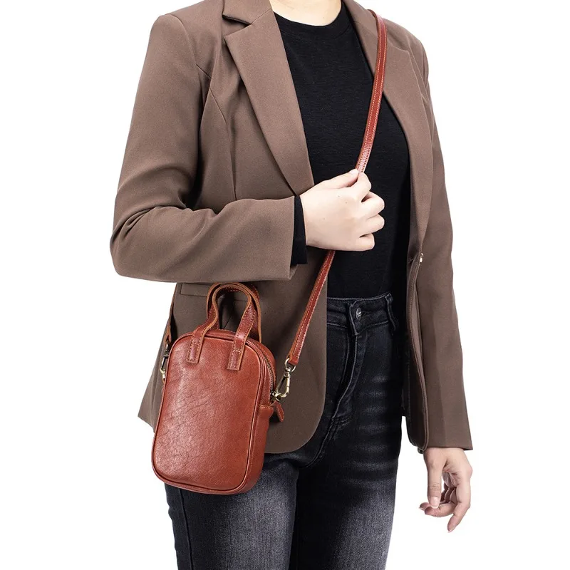 Genuine Leather Small Crossbody Bag for Women Luxury Phone Shoulder Bag Lady Handbag and Purses Lightweight sac de luxe femme
Genuine Leather Small Crossbody Bag for Women Luxury Phone Shoulder Bag Lady Handbag and Purses Lightweight sac de luxe femme