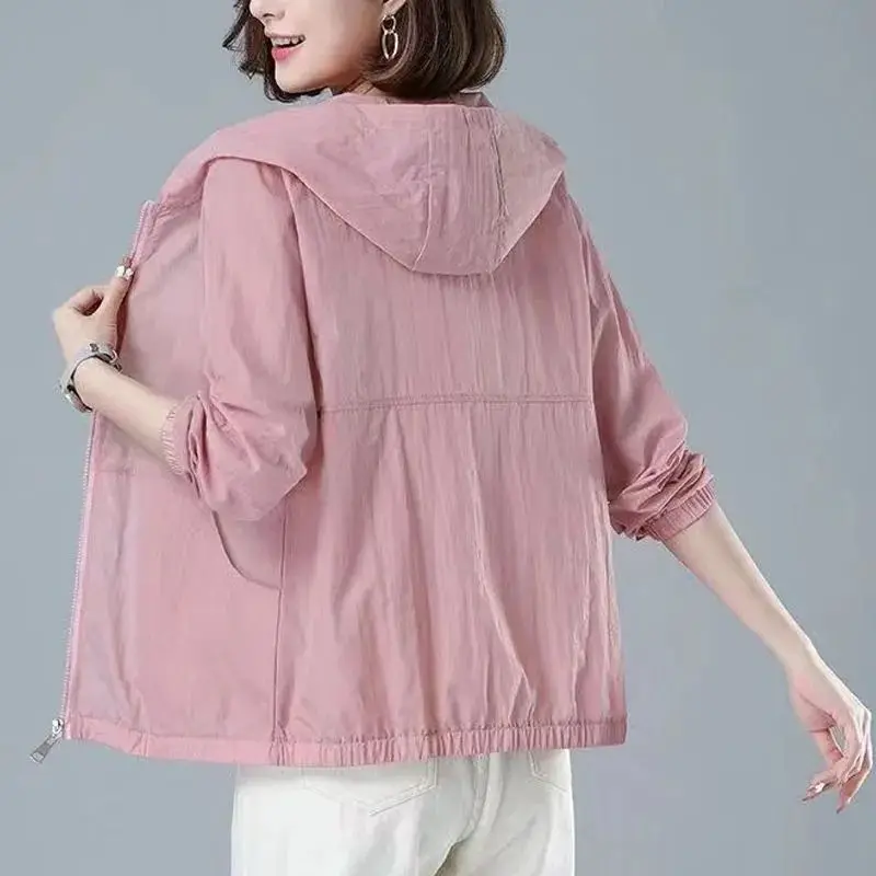 Short Jacket Women In Summer 2025, Loose And Casual, Middle-Aged Mother's Clothes, Long Sleeved Sun Drying Clothes For Outerwear
Short Jacket Women In Summer 2025, Loose And Casual, Middle-Aged Mother's Clothes, Long Sleeved Sun Drying Clothes For Outerwear