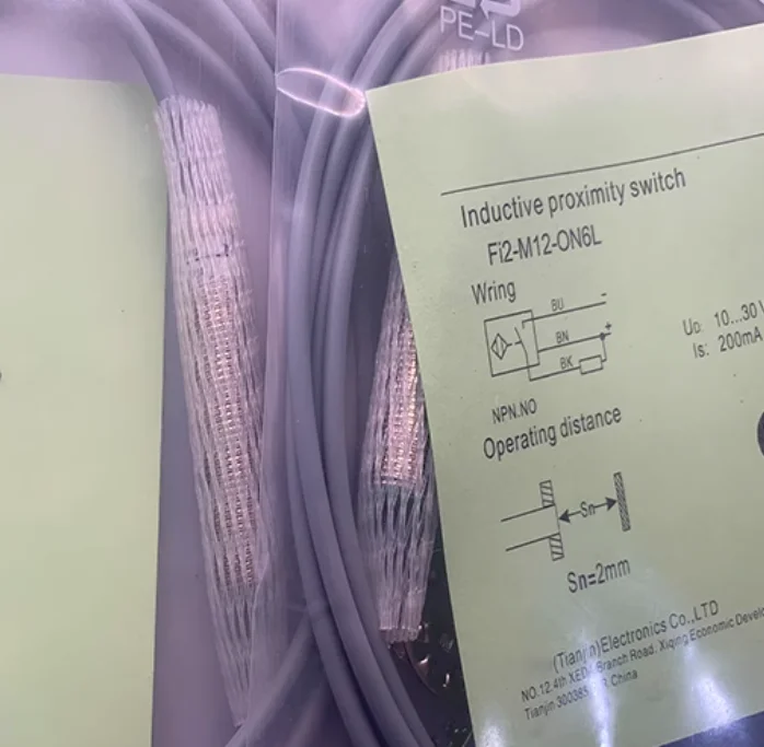 2 шт. Новый переключатель Fi1.5-KH6.5S-CP6L-Q8 Fi1.5-KH6.5S-OP6L-Q8 Fi1.5-KH6.5S-OD6L-Q8 Fi1.5-KH6.5S-CD6L-Q8 Fi1.5-KH6.5S-CN6L-Q8 
2 шт. Новый переключатель Fi1.5-KH6.5S-CP6L-Q8 Fi1.5-KH6.5S-OP6L-Q8 Fi1.5-KH6.5S-OD6L-Q8 Fi1.5-KH6.5S-CD6L-Q8 Fi1.5-KH6.5S-CN6L-Q8
